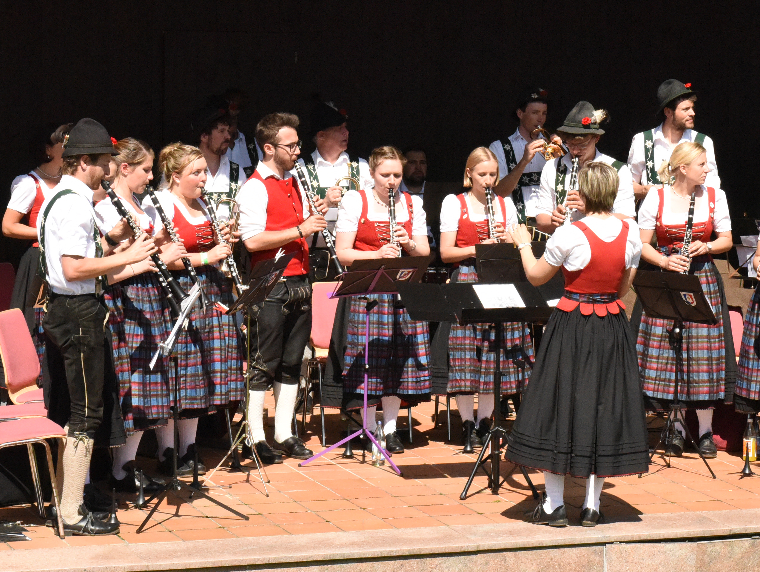 Veranstaltungen im Oberallgäu: Maibaumaufstellen mit Maibaumfest im Allgäu - Oberallgäu - 1. Mai - Maibaumaufstellen 2026 im Oberallgäu 