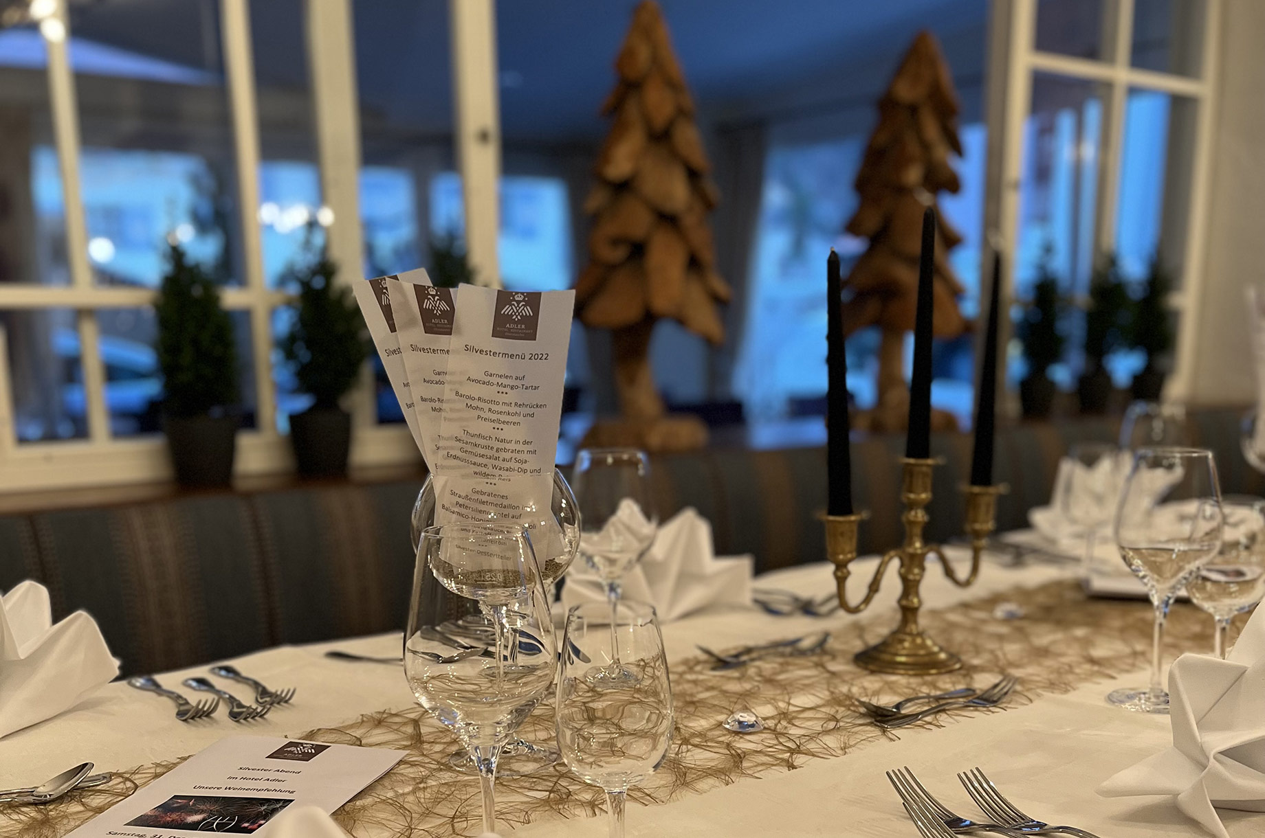 Hotels und Ferienwohnungen im Oberallgäu - Kategorien: Musik - Oberallgäu - Adler's Silvester-Gala in Oberstaufen im Allgäu - Adler's Silvesterfeier 2025 / 2026 in Oberstaufen