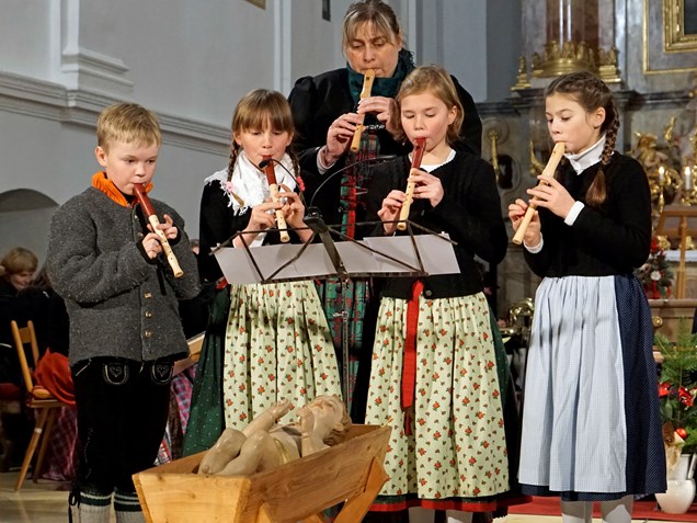 veranstaltung: Adventliches Singen und Musizieren der Wertacher Musik- & Gesangsgruppen