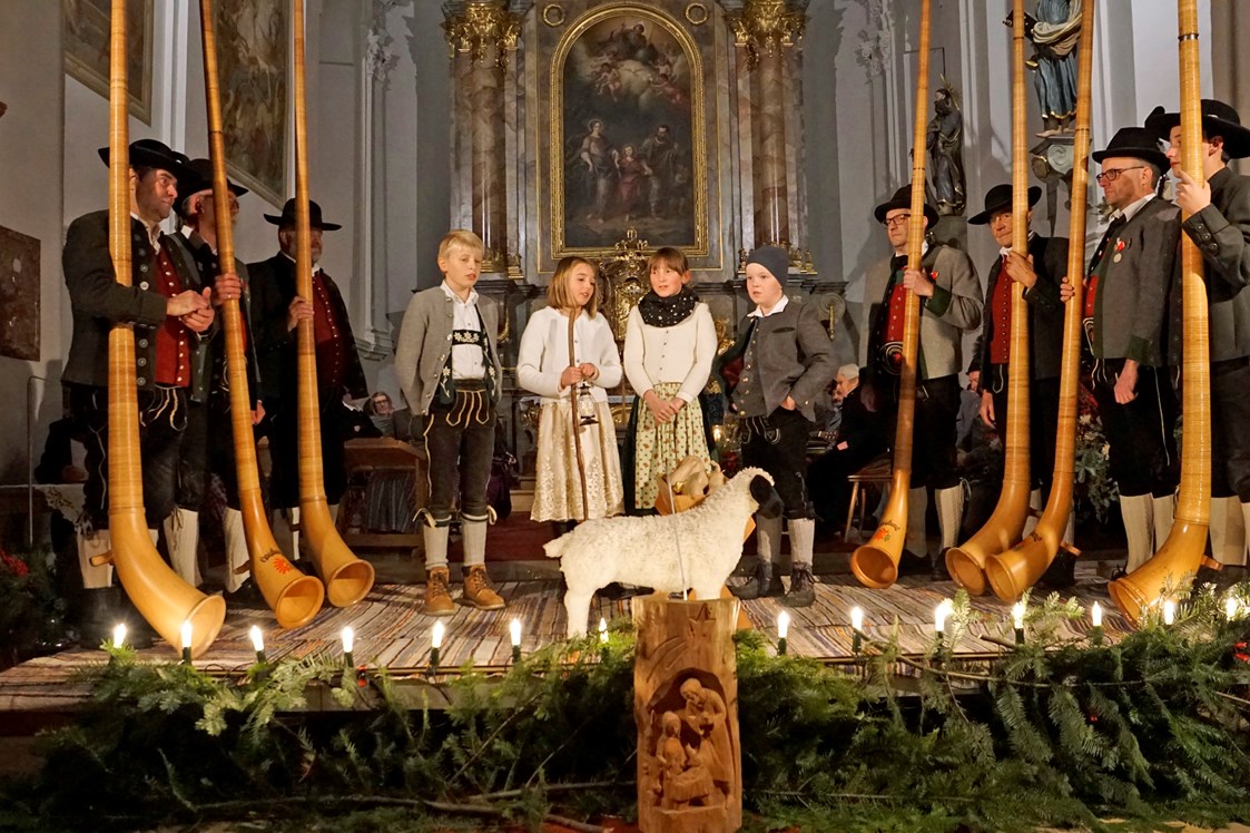 Veranstaltungen im Oberallgäu: Adventliches Singen und Musizieren der Wertacher Musik- & Gesangsgruppen - Adventliches Singen und Musizieren der Wertacher Musik- & Gesangsgruppen