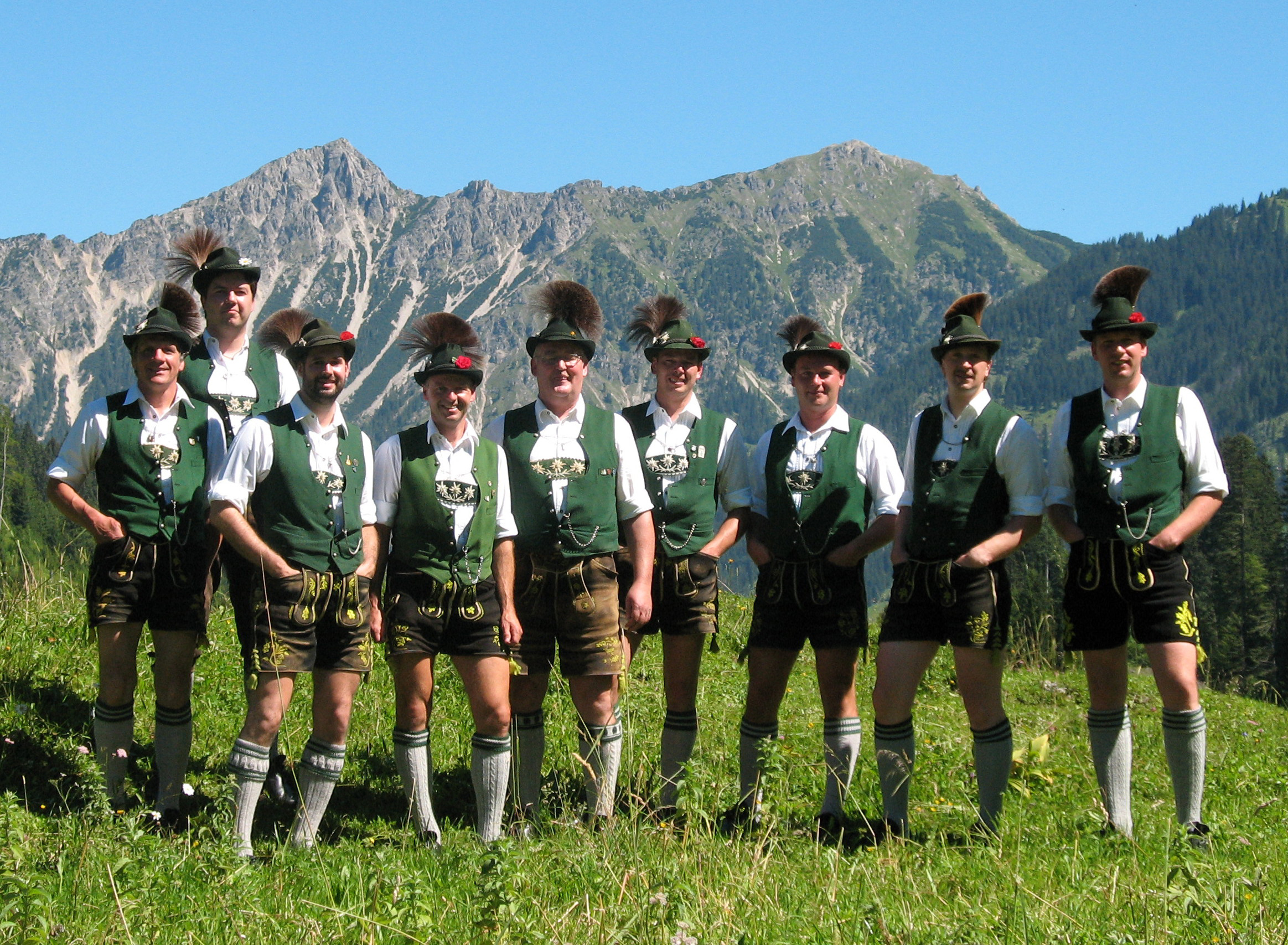 Hotels und Ferienwohnungen im Oberallgäu - Wetter: bei jedem Wetter - Allgäuer Lieder- und Jodlertag in Bad Hindelang - Allgäuer Lieder- und Jodlertag 2026 in Bad Hindelang