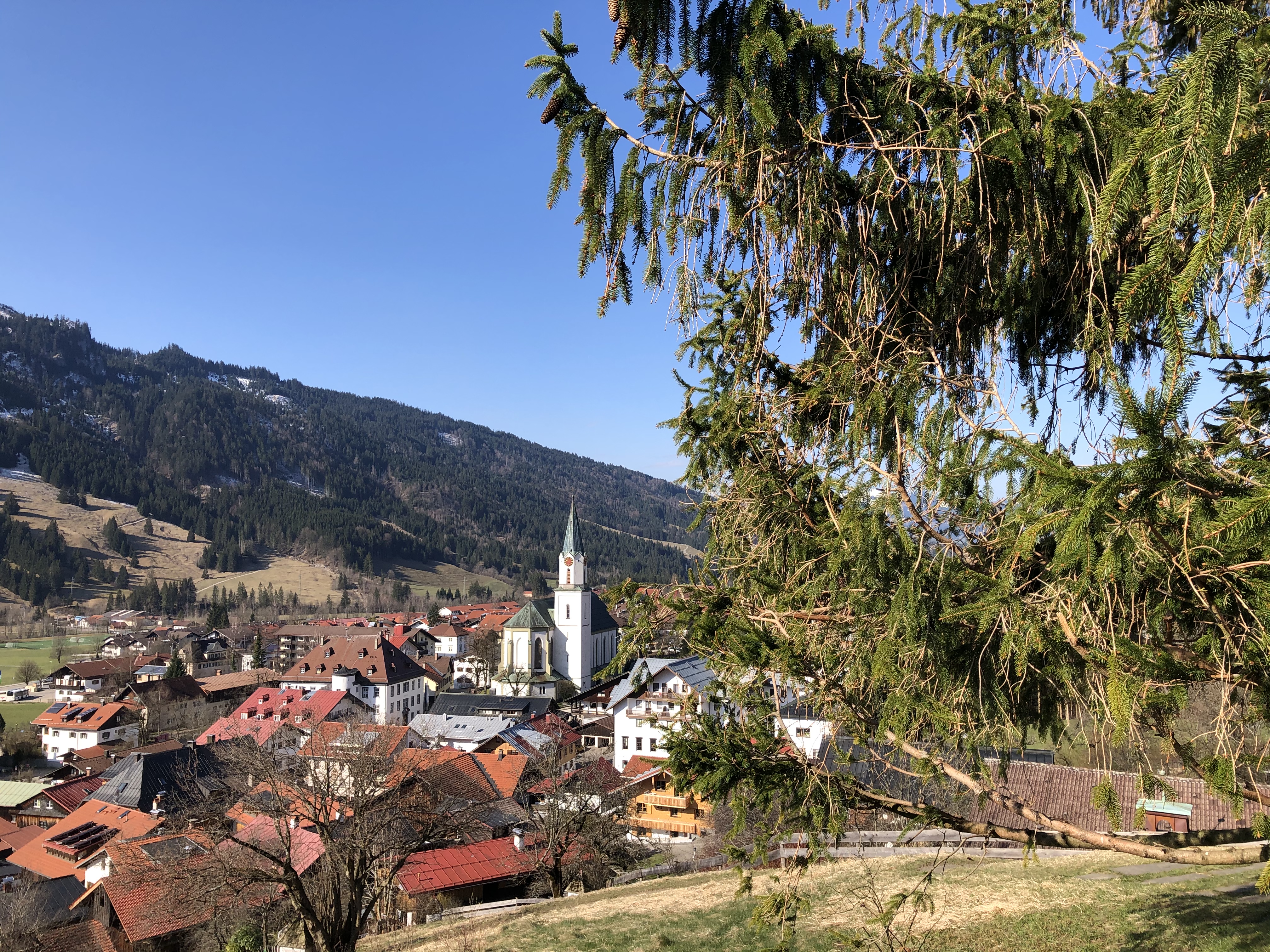 Hotels und Ferienwohnungen im Oberallgäu - Allgäuer Lieder- und Jodlertag in Bad Hindelang - Allgäuer Lieder- und Jodlertag 2026 in Bad Hindelang