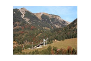 Veranstaltungen im Oberallgäu: Auf den Spuren Oberstdorfer Skilegenden