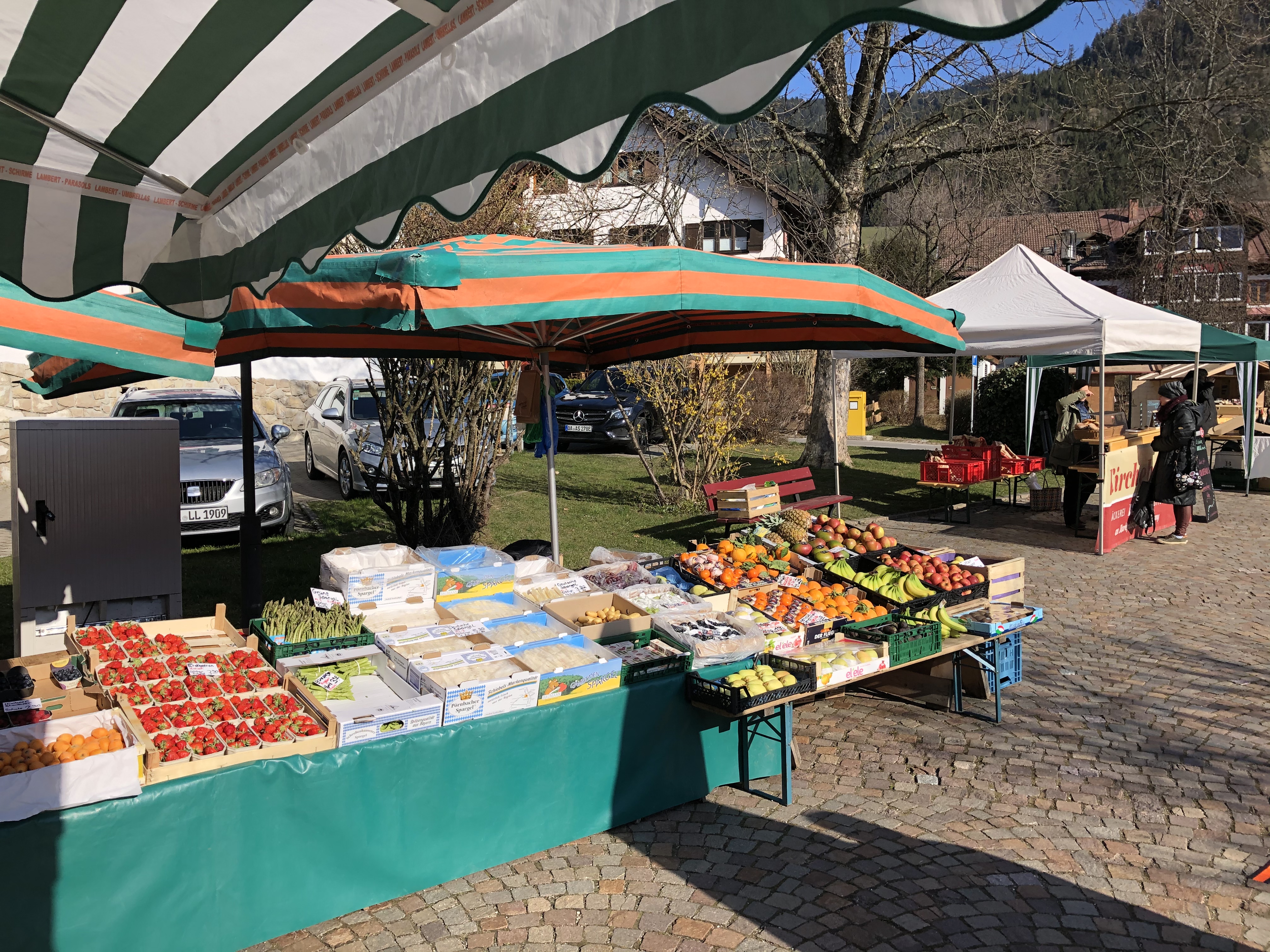 Hotels und Ferienwohnungen im Oberallgäu - Kategorien: Märkte & Ausstellungen - Bad Hindelanger Wochenmarkt - Wochenmarkt in Bad Hindelang im Allgäu