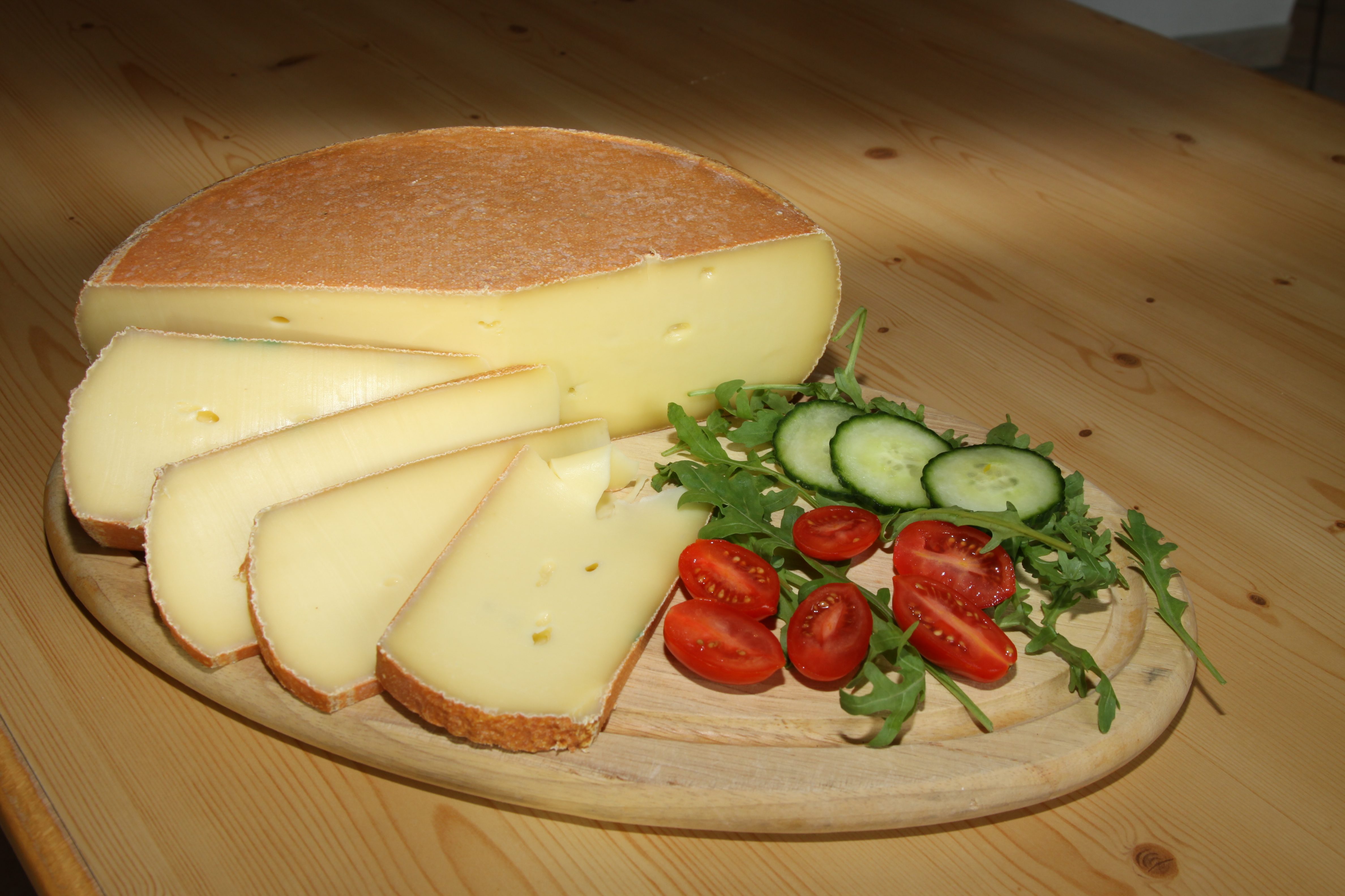 Veranstaltungen im Oberallgäu: Oberstdorfer Bauern- und Käsemarkt - Bauern- und Käsemarkt am 27.09.2026 in Oberstdorf