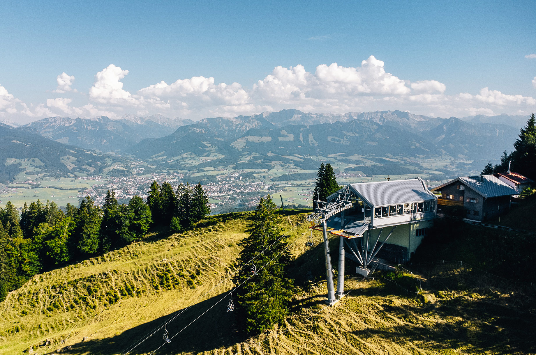 Veranstaltungen im Oberallgäu: ALPENFILM-FESTIVAL an der Bergstation der Mittagbahn - ALPENFILM-FESTIVAL an der Bergstation der Mittagbahn