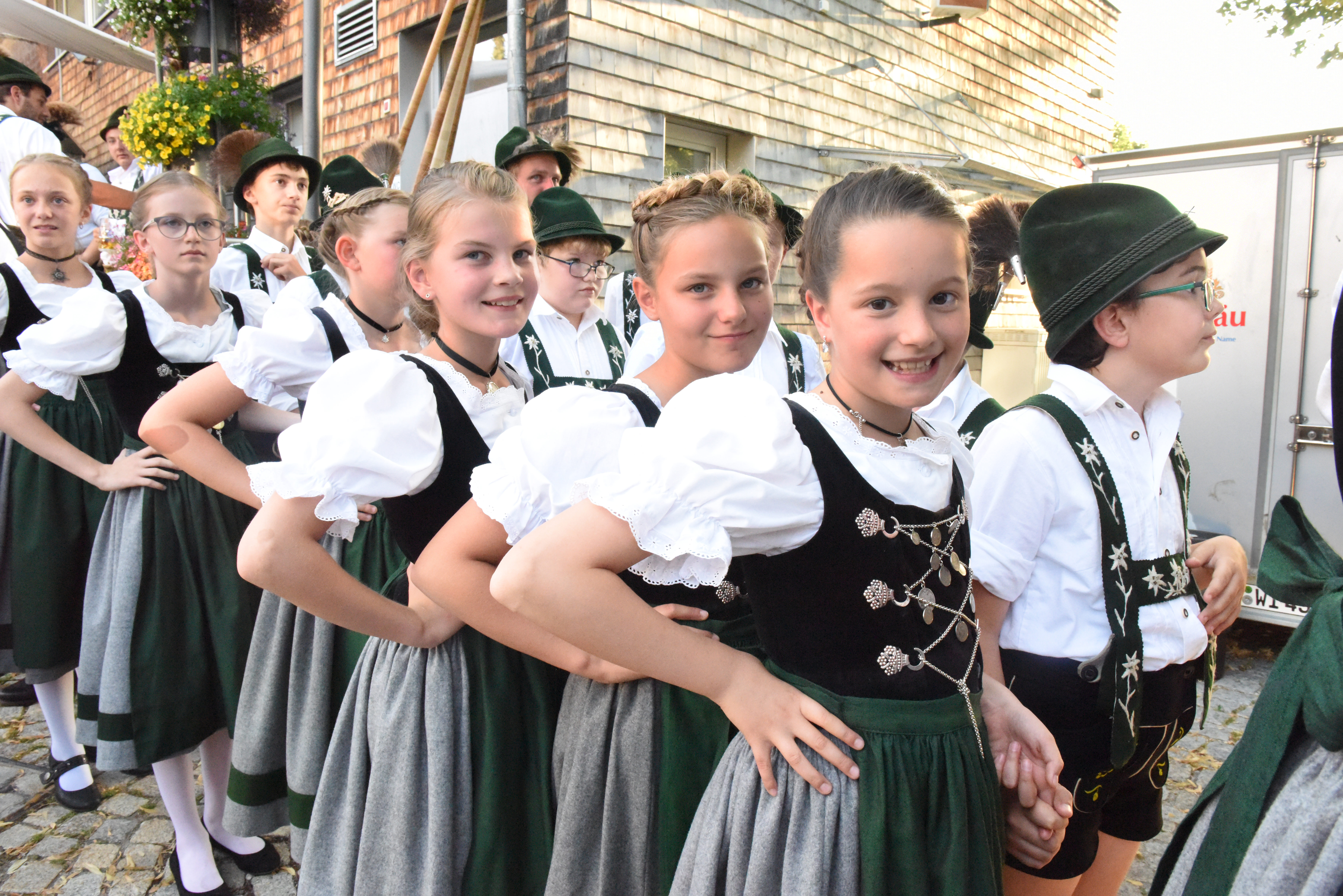Veranstaltungen im Oberallgäu: Dorfabend in Burgberg im Allgäu - Burgberg lädt ein zum 2. Dorfabend 2026