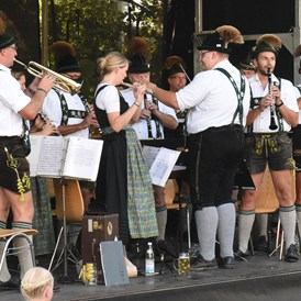 Veranstaltungen im Oberallgäu:  Dorffest in Burgberg am Dorfplatz - Burgberger Dorffest 2023 am Dorfplatz