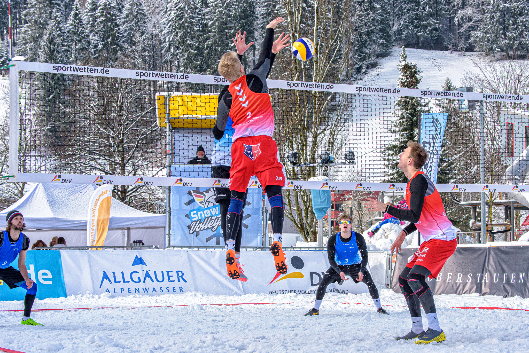 Hotels und Ferienwohnungen im Oberallgäu - Snow-Volleyball in Oberstaufen - Deutsche Meisterschaften - Snow-Volleyball Oberstaufen - Deutsche Meisterschaften