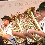 gastgeber-im-oberallgaeu - Die Musikkapelle Oberstdorf spielt auf!