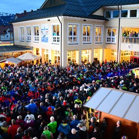 Veranstaltungen im Oberallgäu: Die Weltcup-Party am Rathausplatz