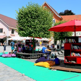 Veranstaltungen im Oberallgäu: Draußen Lesen im Stadtzentrum von Immenstadt - Draußen Lesen 2024 im Stadtzentrum von Immenstadt