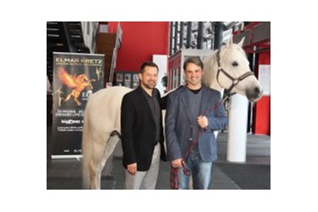Veranstaltungen im Oberallgäu: EQUUS - Artisten und Pferde zwischen Himmel und Erde