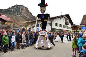 Veranstaltungen im Oberallgäu: Faschingsumzug in Bad Hindelang im Allgäu - Faschingsumzug 2024 in Bad Hindelang