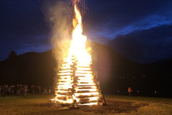 Veranstaltungen im Oberallgäu: Der Funkensonntag im Oberallgäu - Funkenfeuer im Oberallgäu