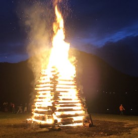 Veranstaltungen im Oberallgäu: Der Funkensonntag im Oberallgäu - Funkenfeuer im Oberallgäu