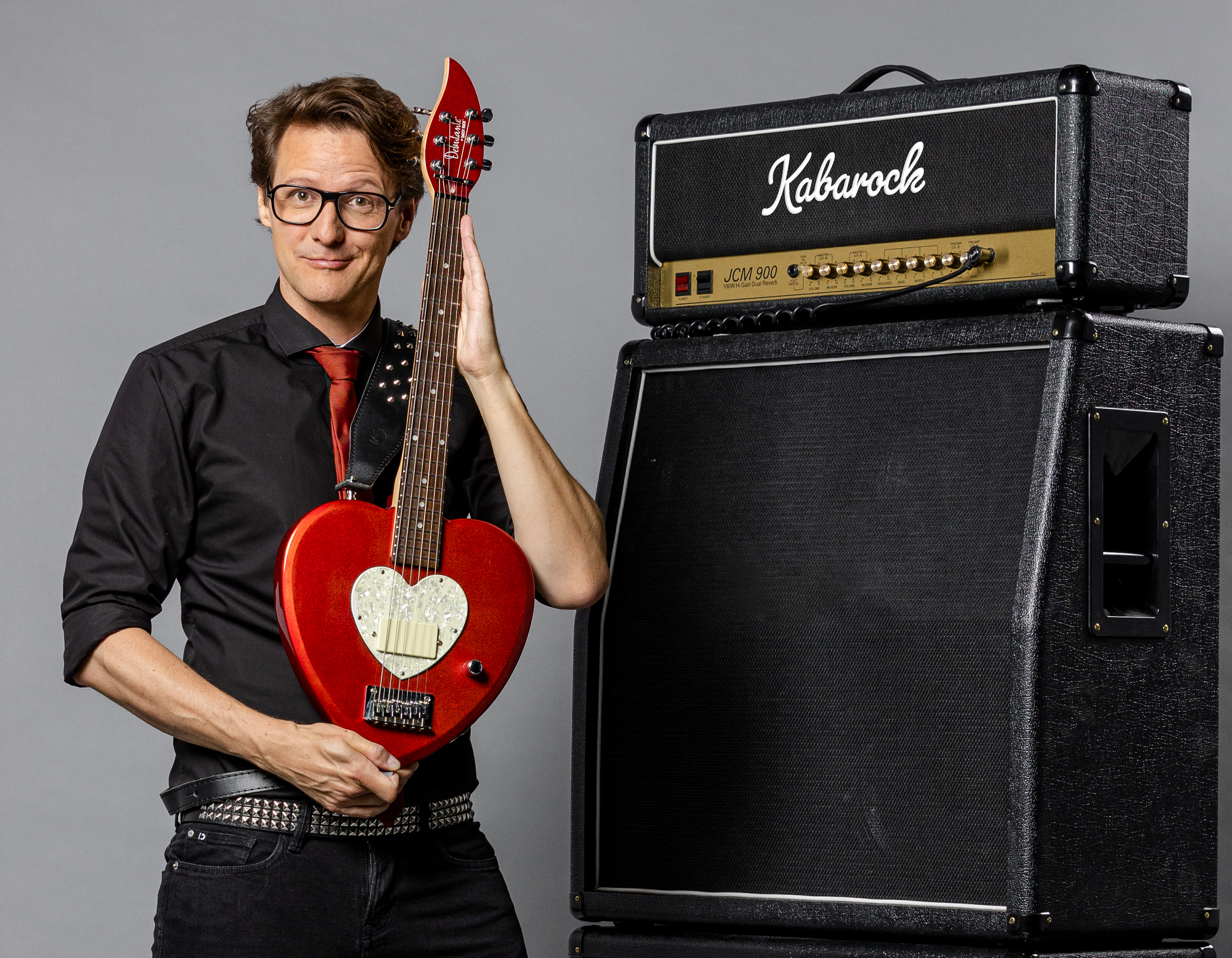 Hotels und Ferienwohnungen im Oberallgäu - Bewie Bauer beim Kultursalon Bad Hindelang - Kultursalon Bad Hindelang präsentiert Bewie Bauer