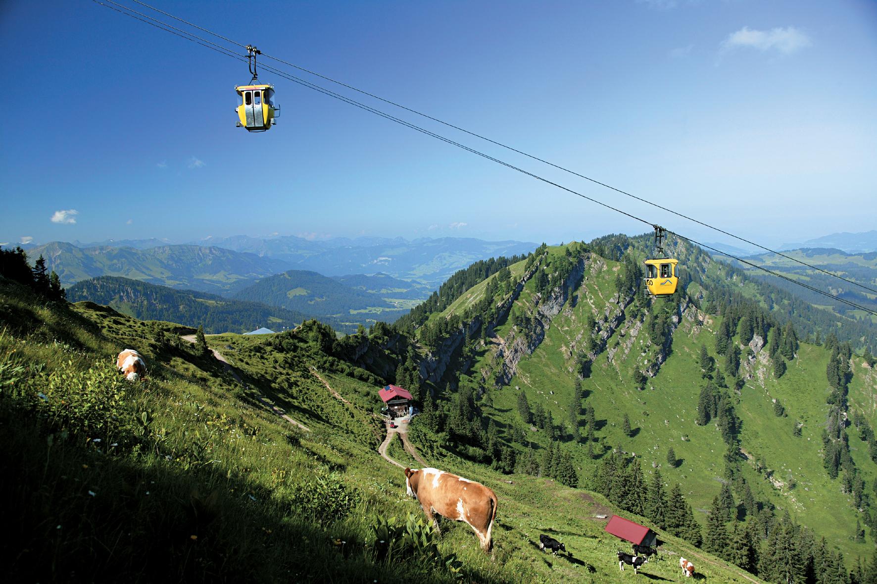 Hotels und Ferienwohnungen im Oberallgäu - Hochgratbahn - Sonnenaufgangsfahrt mit Bergmesse - Hochgratbahn - Sonnenaufgangsfahrt mit Bergmesse