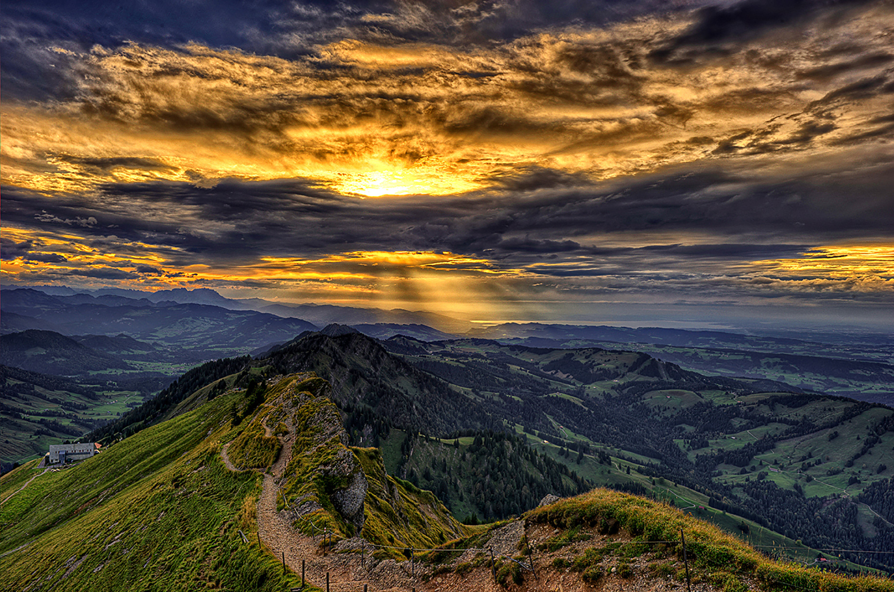 Hotels und Ferienwohnungen im Oberallgäu - Oberallgäu - Sonnenuntergangsfahrt mit Berggottesdienst am Hochgrat - Sonnenuntergangsfahrt am Hochgrat mit Berggottesdienst