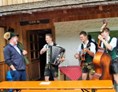 veranstaltung: Hüttengaudi mit Livemusik auf der Buronhütte