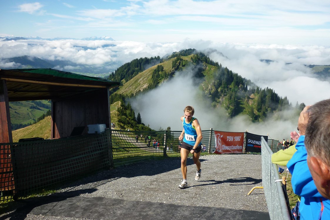 Veranstaltungen im Oberallgäu: Internationaler Hochgrat-Berglauf - Hochgratlauf 2024 in Oberstaufen - Steibis