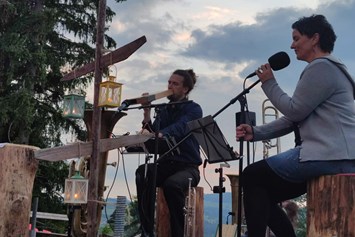 Veranstaltungen im Oberallgäu: Kultur im Kreuz präsentiert Jodula und Johannes Bär - Kultur im Kreuz präsentiert Jodula und Johannes Bär