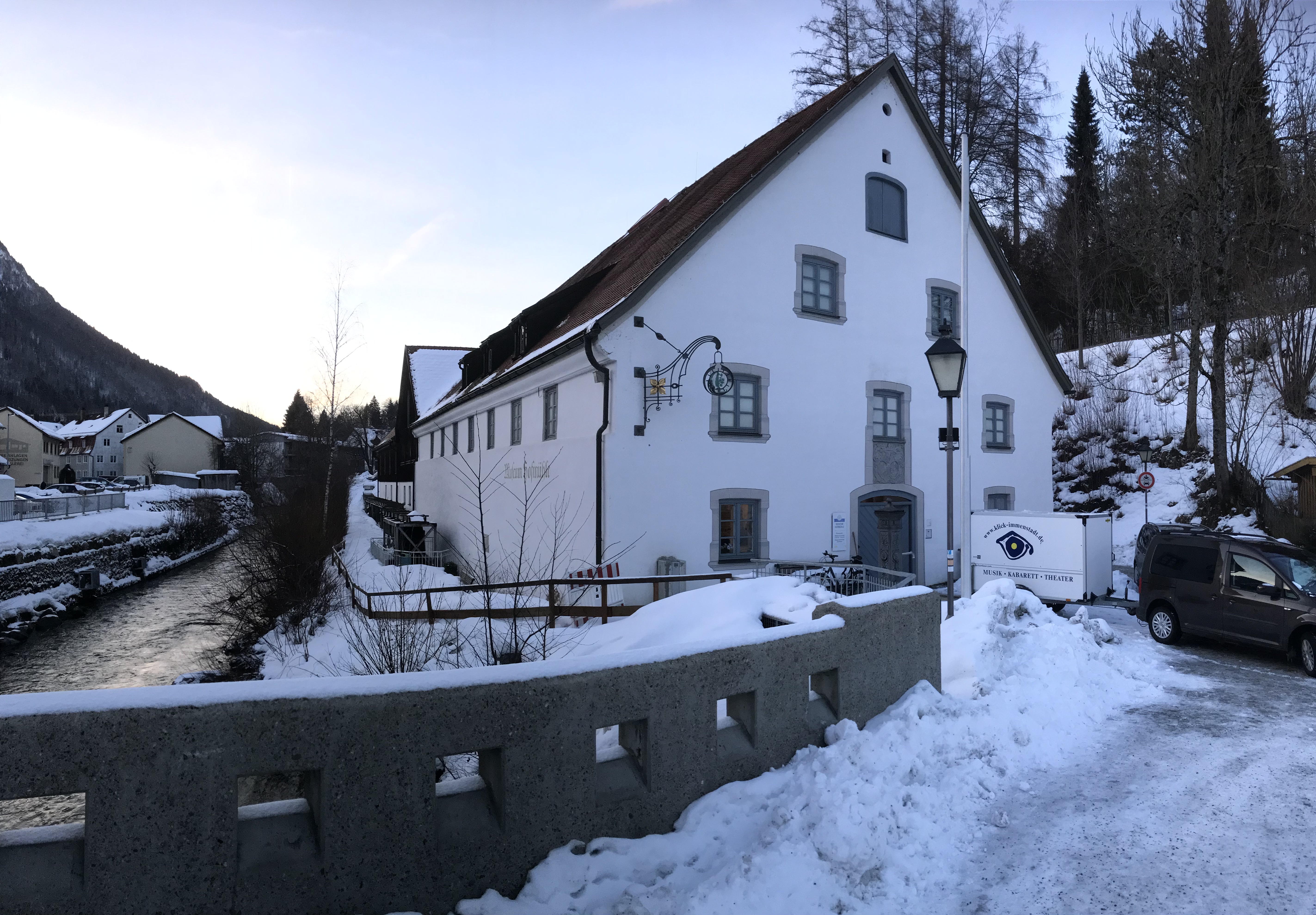 Hotels und Ferienwohnungen im Oberallgäu - Klick Immenstadt präsentiert: Murzarella - Bauchgesänge und andere Ungereimtheiten - Klick Immenstadt präsentiert: Murzarella 