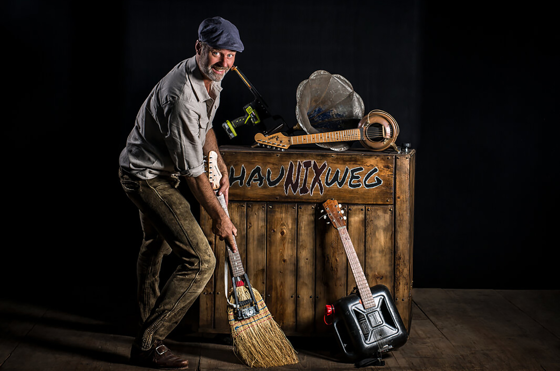 Veranstaltungen im Oberallgäu: Kultur im Kreuz präsentiert: Toni Bartl „hauNIXweg“ - Kultur im Kreuz präsentiert: Toni Bartl - hauNIXweg