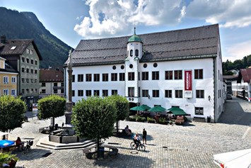 Veranstaltungen im Oberallgäu: leider abgesagt: Lesungen im Schlosssaal