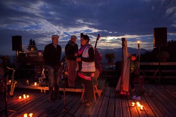 Veranstaltungen im Oberallgäu: LichtBildKlänge 2022 - Vuimera & Peter Krahe