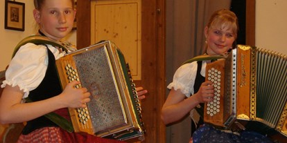 Hotels und Ferienwohnungen im Oberallgäu - Jugendmusikantentreffen Fischen im Allgäu - Ob i sing oder ob i spiel // Jugendmusikantentreffen