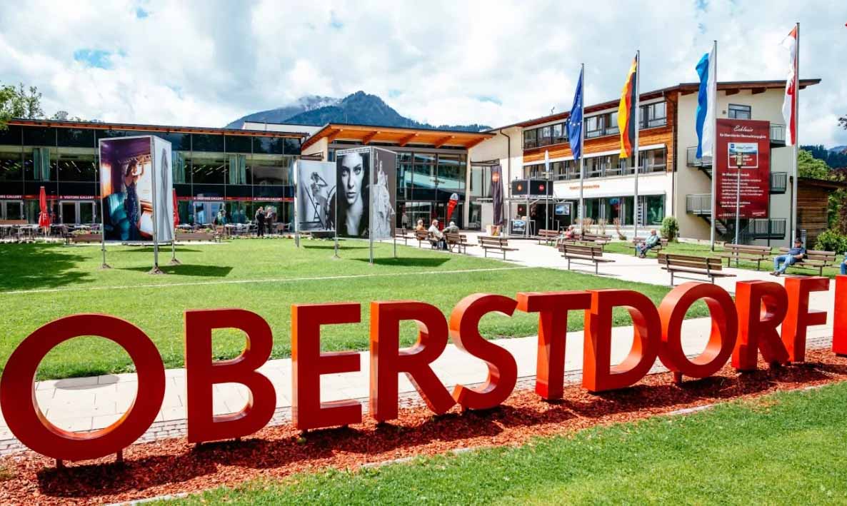 Hotels und Ferienwohnungen im Oberallgäu - Kategorien: Musik - Oberallgäu - Konzert zum neuen Jahr mit dem Trio Opus 8 - Konzert zum neuen Jahr 2026: Fischer & Friends in Oberstdorf