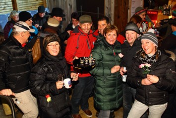 Veranstaltungen im Oberallgäu: Oberstdorfer Winterfest mit "Hindervier" - Oberstdorfer Winterfest 2024 mit "HinderVier"