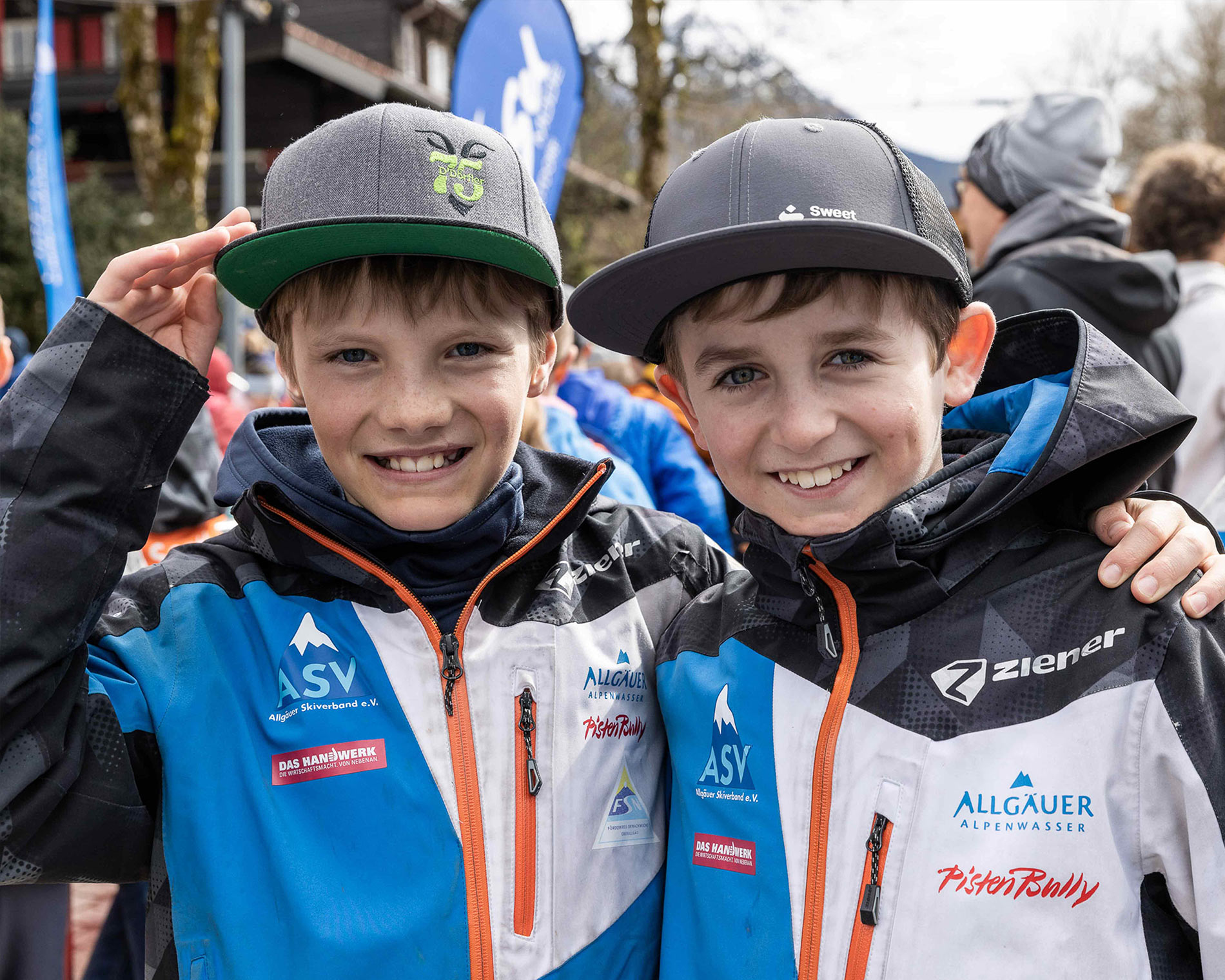 Hotels und Ferienwohnungen im Oberallgäu - Parken & Anreise: Anreise mit ÖPNV möglich - PistenBully Kinderskirennen auf Grasgehren - PistenBully Kinderskirennen am 28.03.2026 auf Grasgehren