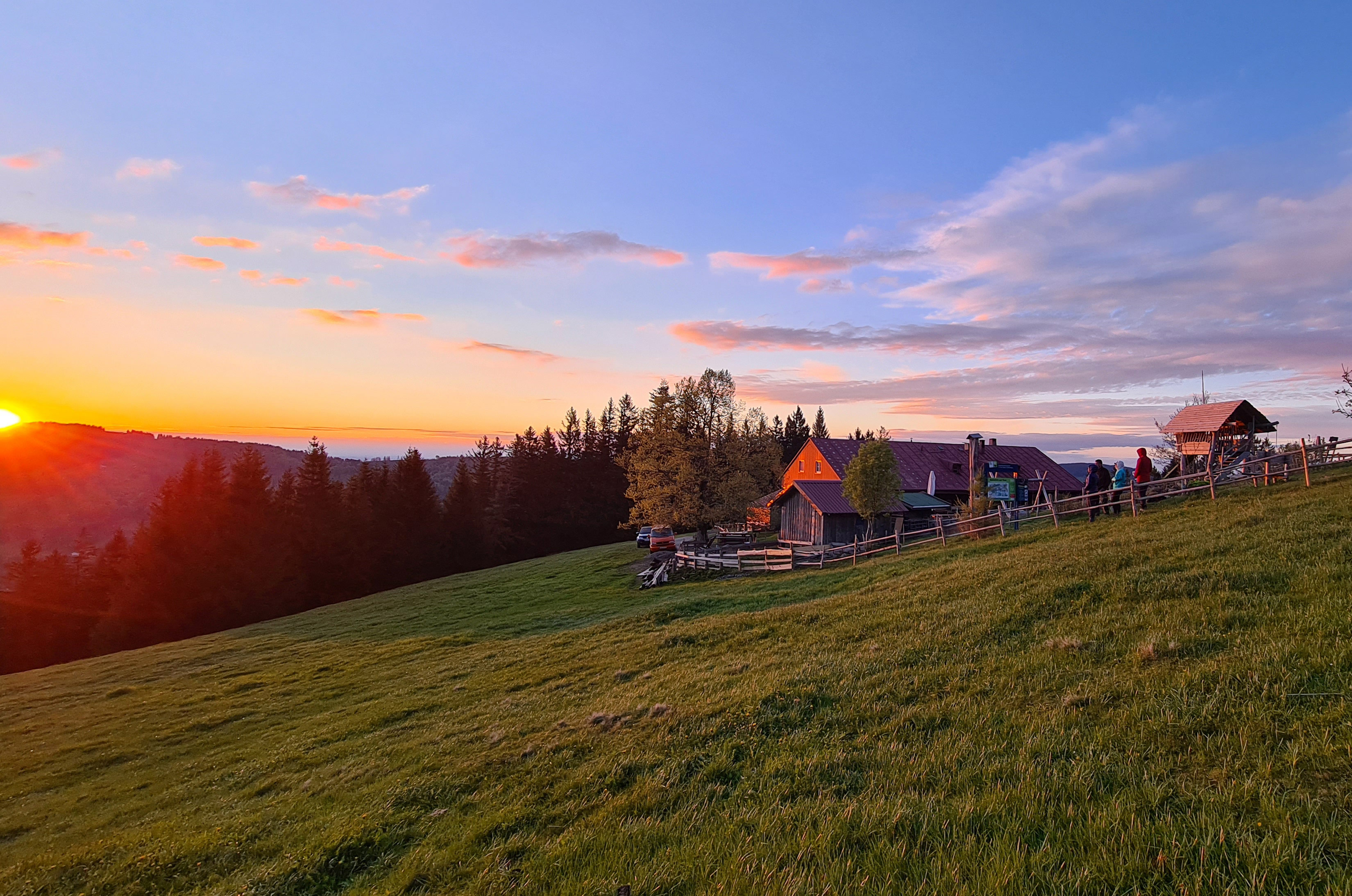 Veranstaltungen im Oberallgäu: Alpzeit Festival auf der Alpe Obere Kalle - Alpzeit Festival 2.0 auf der Alpe "Obere Kalle" über dem Alpsee