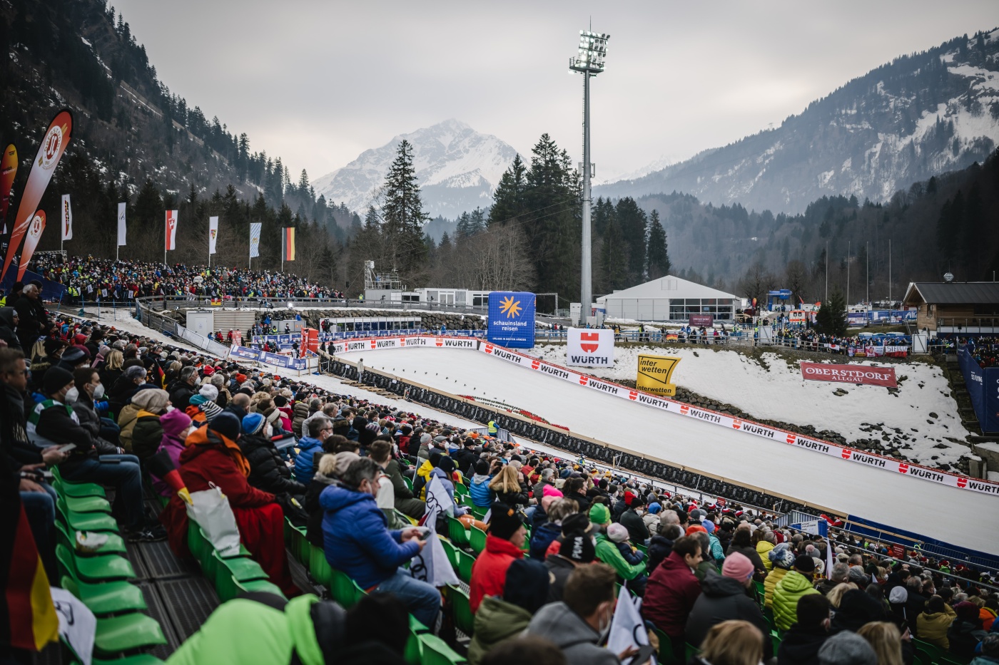 Veranstaltungen im Oberallgäu: Weltcup im Skifliegen in Oberstdorf im Allgäu - Skiflug Weltcup in Oberstdorf im Allgäu