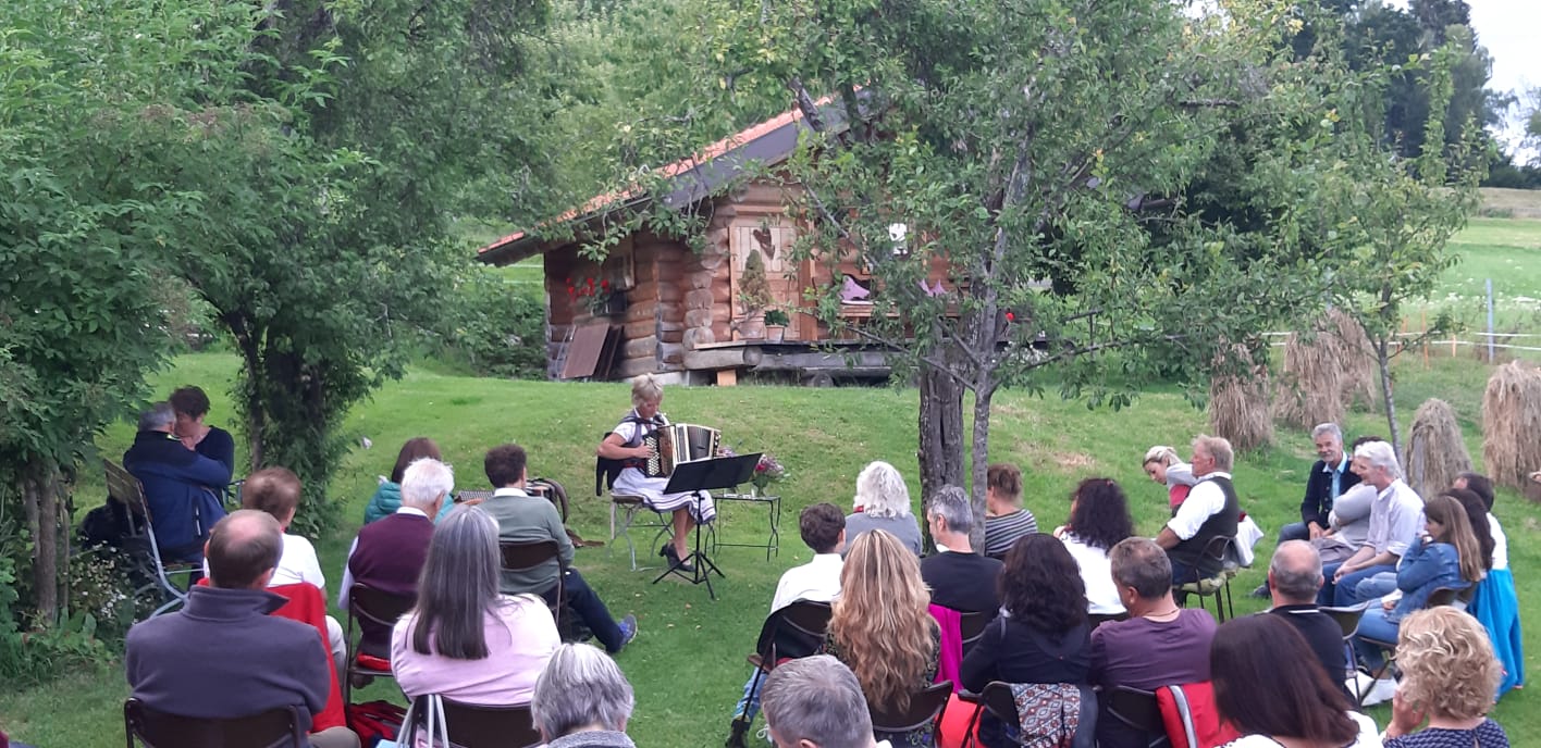 Veranstaltungen im Oberallgäu: Sommerkonzerte "An die Natur" von und mit Andrea Lerpscher