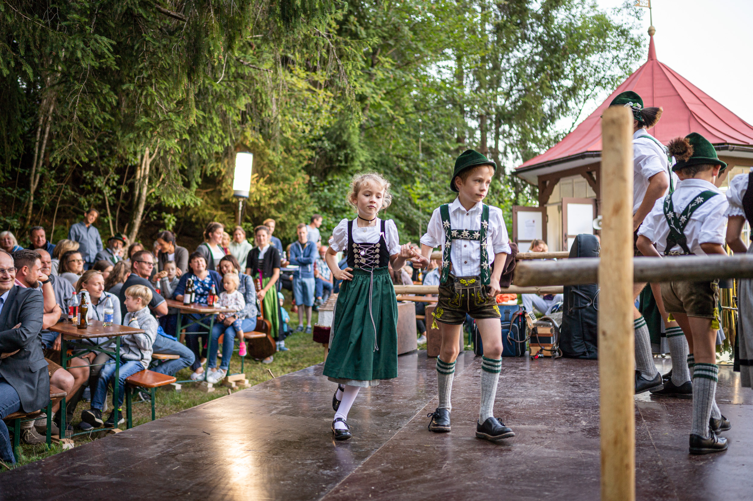 Hotels und Ferienwohnungen im Oberallgäu - Deutschland - Sommerserenade am Pavillon in Langenwang im Allgäu - Sommerserenade 2026 über Langenwang