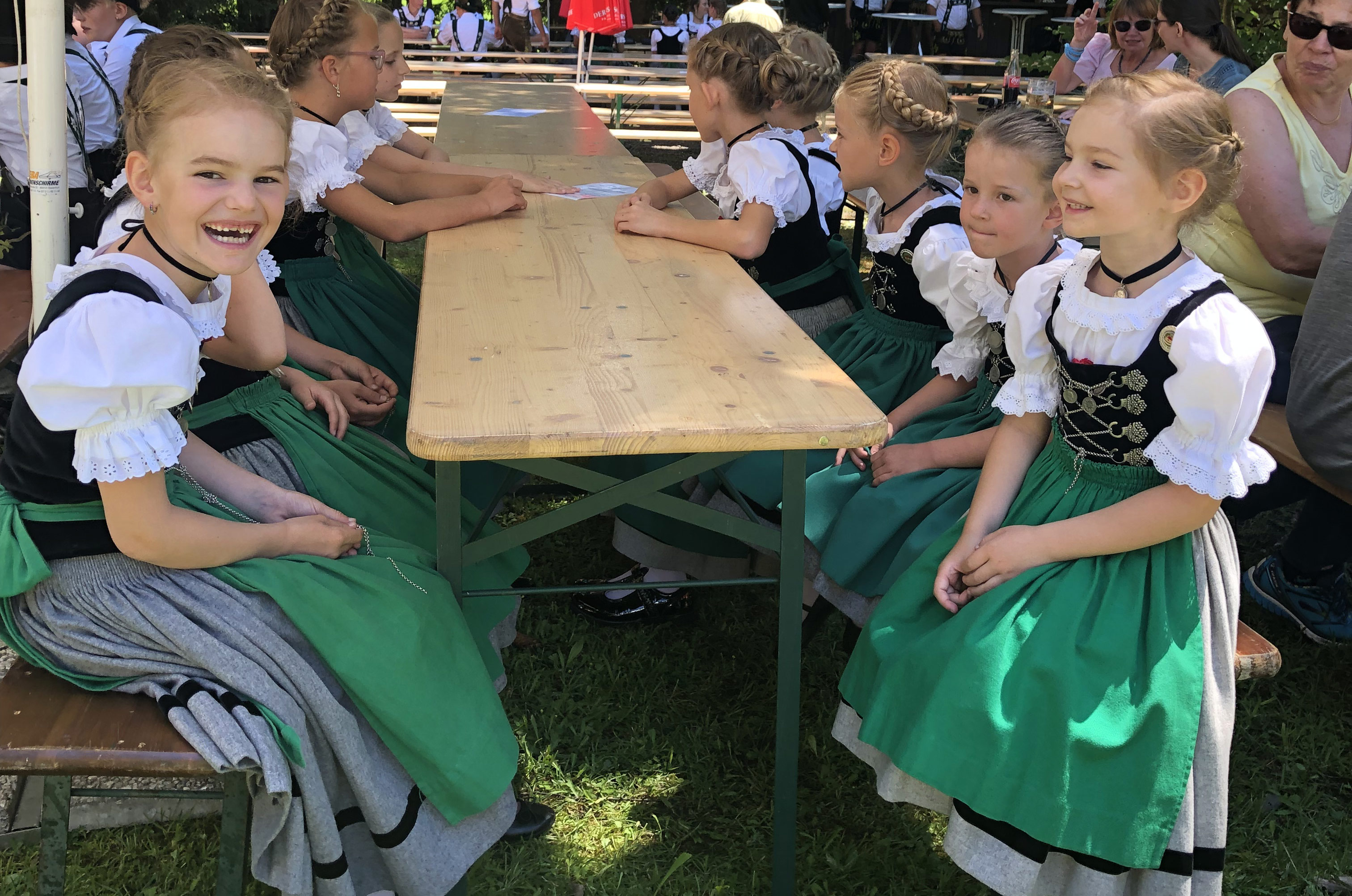 Veranstaltungen im Oberallgäu: Trachtenverein Obermaiselstein lädt ein zum 2. Waldfest - Trachtenverein Obermaiselstein lädt zum 2. Waldfest 2026 ein