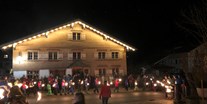 Hotels und Ferienwohnungen im Oberallgäu - Traditioneller Silvester-Fackellauf in Obermaiselstein - Traditioneller Silvester-Fackellauf