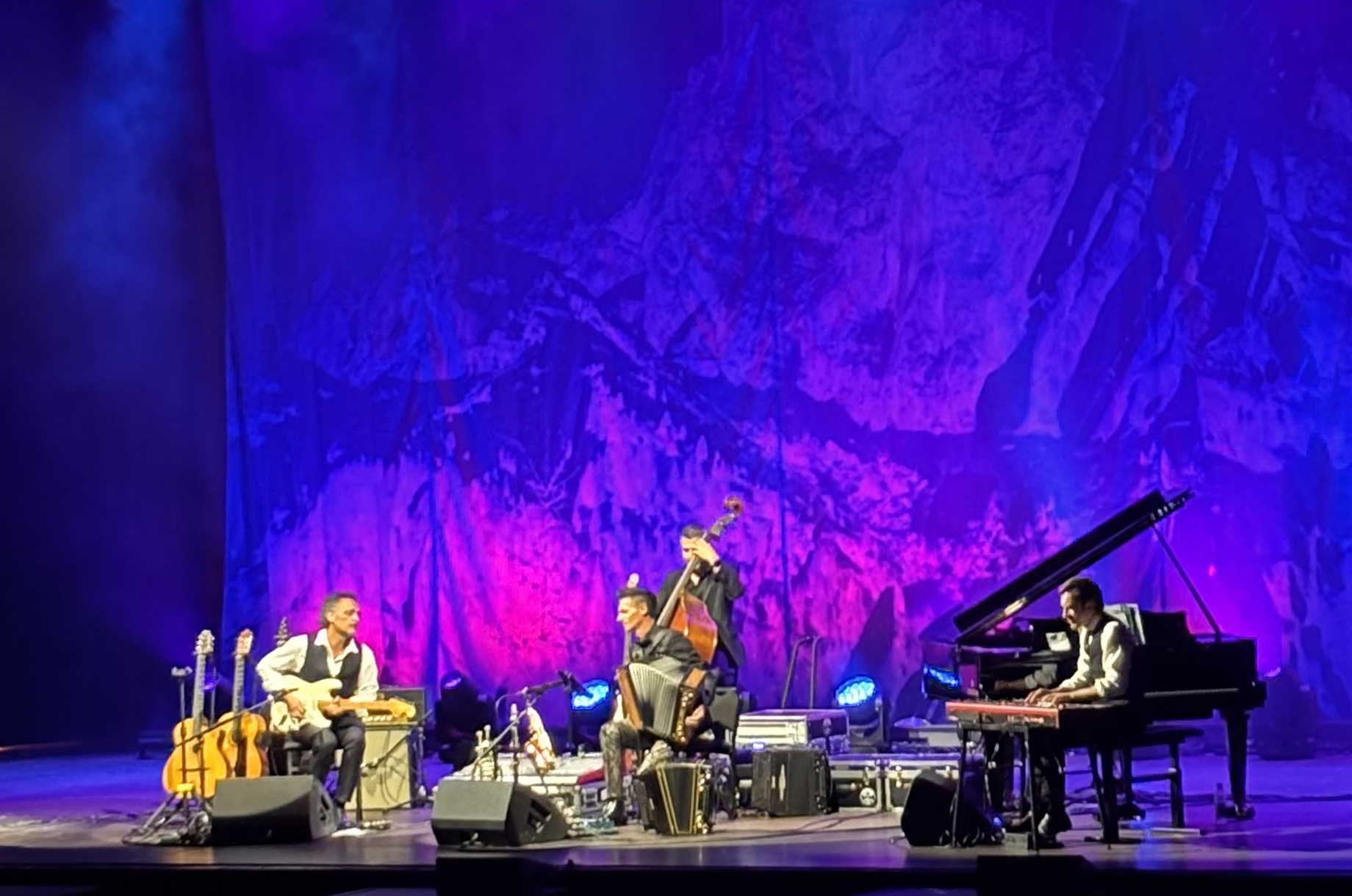 Hotels und Ferienwohnungen im Oberallgäu - Kempten und Umgebung - Herbert Pixner Projekt - Tour 2027 in der Big Box Kempten im Allgäu - Herbert Pixner Projekt Tour 2027 beim Immenstädter Sommer 