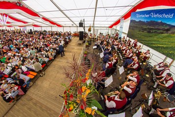 Veranstaltungen im Oberallgäu: Viehscheid / Alpabtrieb in Wertach - Viehscheid in Wertach 2024 mit Krämermarkt