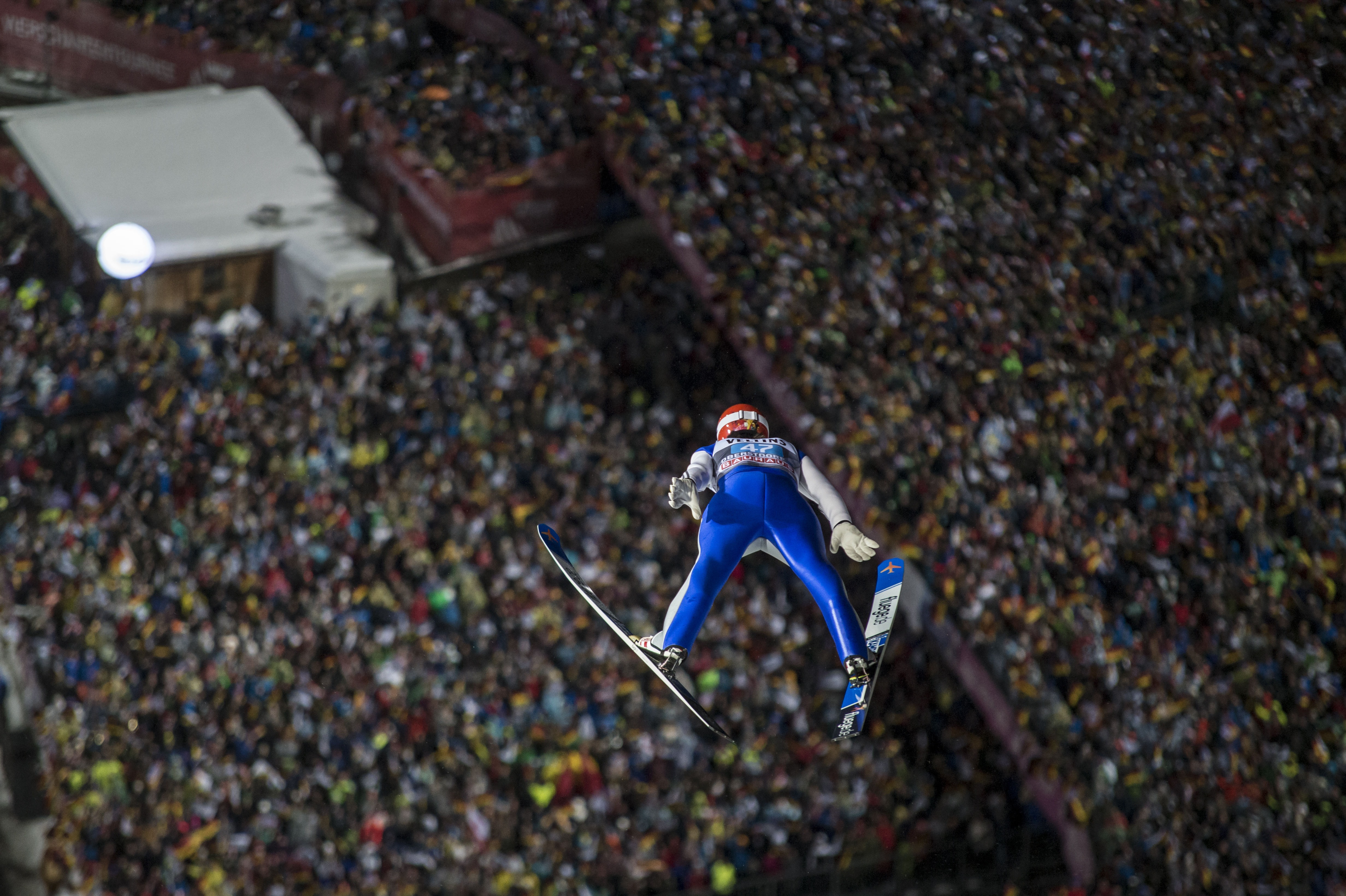 Veranstaltungen im Oberallgäu: Auftakt zur Vierschanzentournee der Skispringer in Oberstdorf im Oberallgäu - Vierschanzentournee 2025 / 2026 - Skispringen in Oberstdorf 
