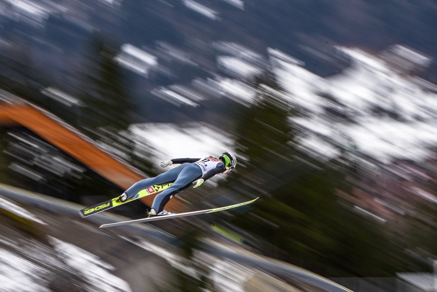 Veranstaltungen im Oberallgäu: 2-NIGHTS TOUR - Skisprung-Weltcup der Frauen in Oberstdorf  im Allgäu - Vierschanzentournee der Frauen 2026 / 2027 in Oberstdorf