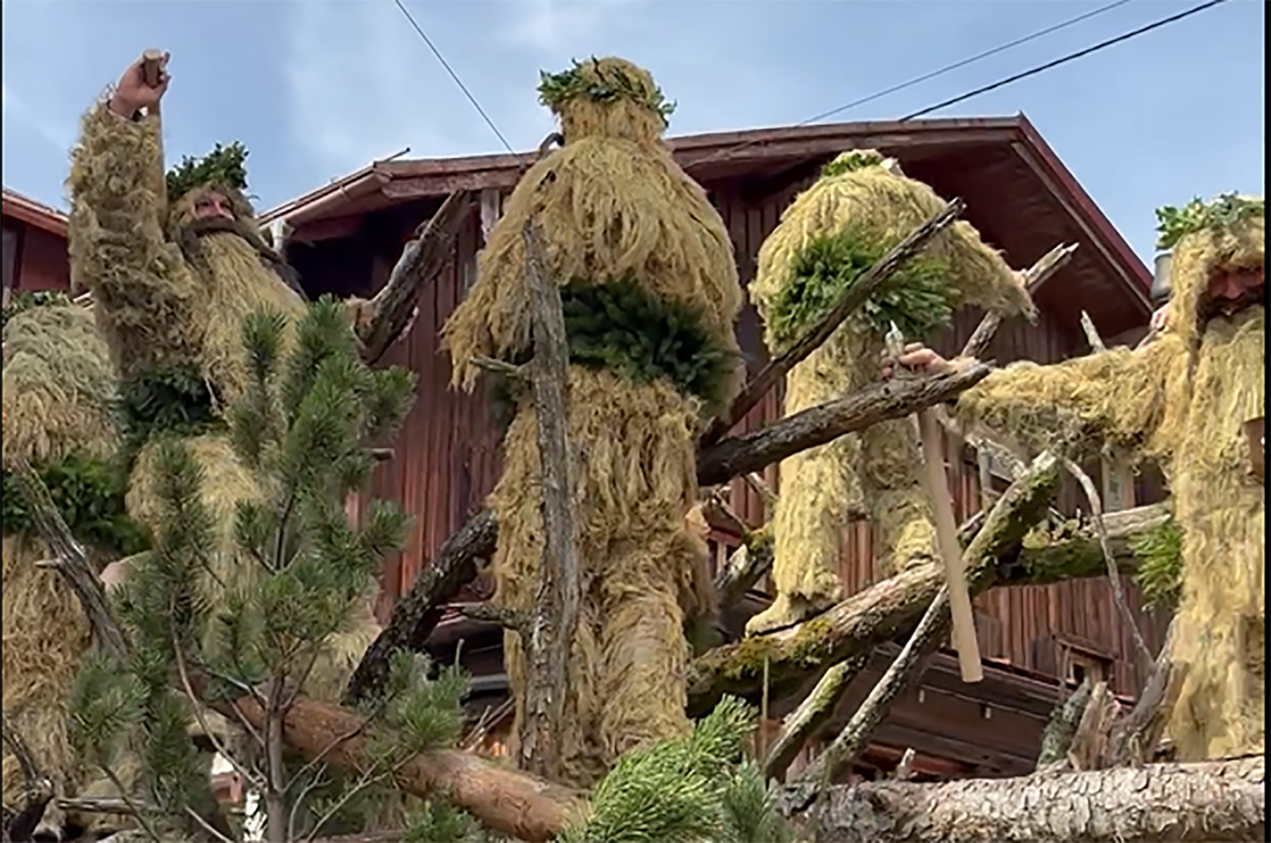 Hotels und Ferienwohnungen im Oberallgäu - Kategorien: Kultur & Brauchtum - Tanz der Wilde Mändle Tanz in Oberstdorf im Allgäu - Wilde Mändle Tanz 2026 in Oberstdorf 