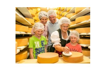 Veranstaltungen im Oberallgäu: Milchwirtschaftliche Führung mit Käseprobe