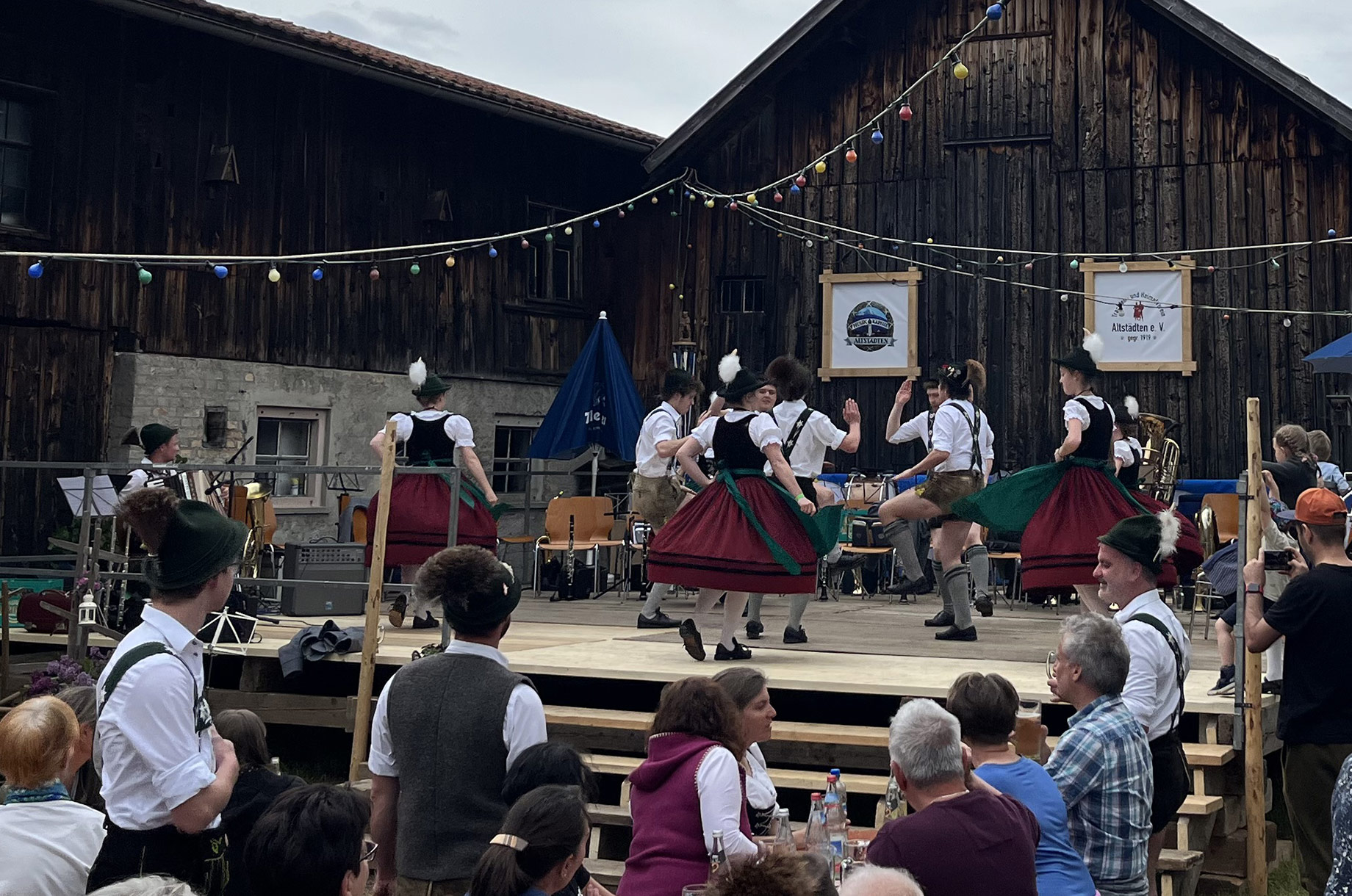 Hotels und Ferienwohnungen im Oberallgäu - Kinder & Familie: Kinder sind willkommen - Boarzar Wingfescht - Weinfest in Altstädten - Boarzar Wingfescht 2026 - Weinfest in Altstädten