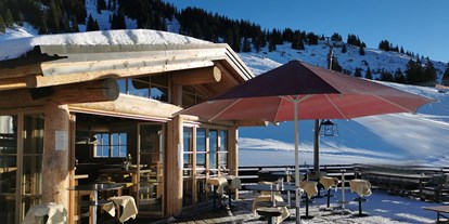 hotels-und-ferienwohnungen-im-oberallgaeu - Betriebsart | Angebot: Terrasse / Freiluftgastronomie - Berghütte Grasgehren - Berghütte Grasgehren