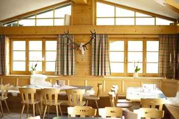 Restaurants im Oberallgäu: Berghütte Grasgehren im Wandergebiet Skigebiet zwischen Obermaiselstein und Balderschwang im Allgäu - Berghütte Grasgehren