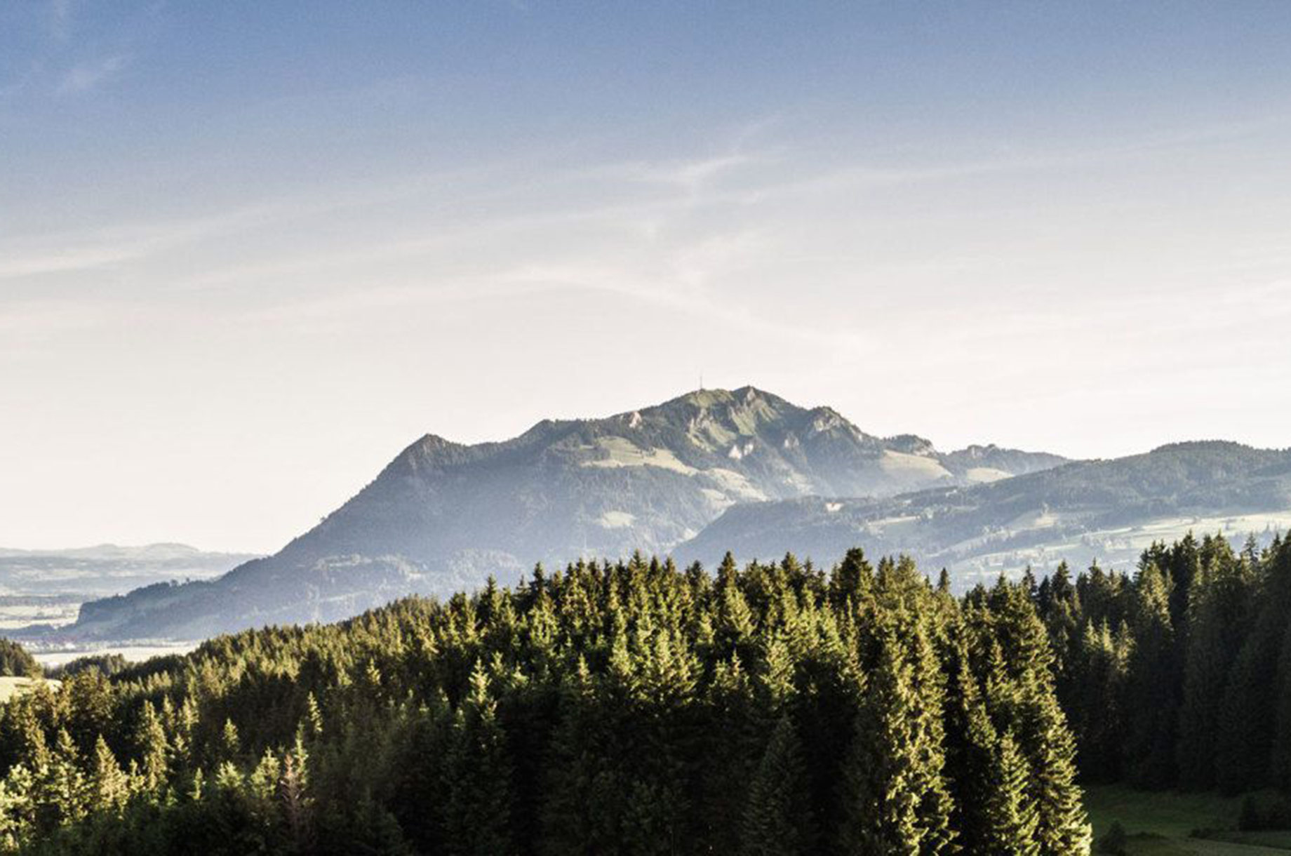 Stellenanzeigen von Leistungsträgern aus dem Oberallgäu: Hotel Sonnenklause - Arbeiten im Allgäu - In der Sonnenklause, hoch über dem Illertal, sucht man Dich! 
